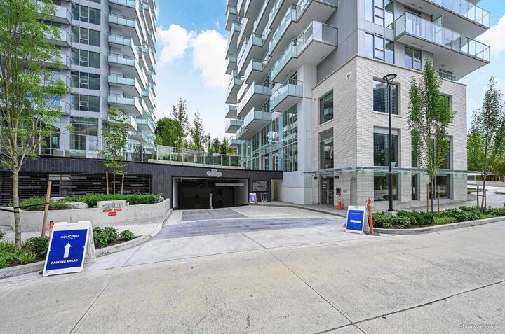 Property Photo: 13768 100 Avenue 2106 BC V3T 0V2