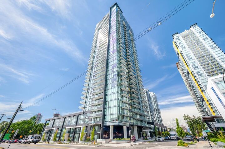 Property Photo: 4688 Kingsway 2906 BC V5H 0E9