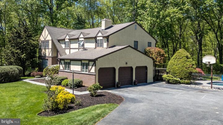 Property Photo:  1 Joanna Drive  PA 19355 