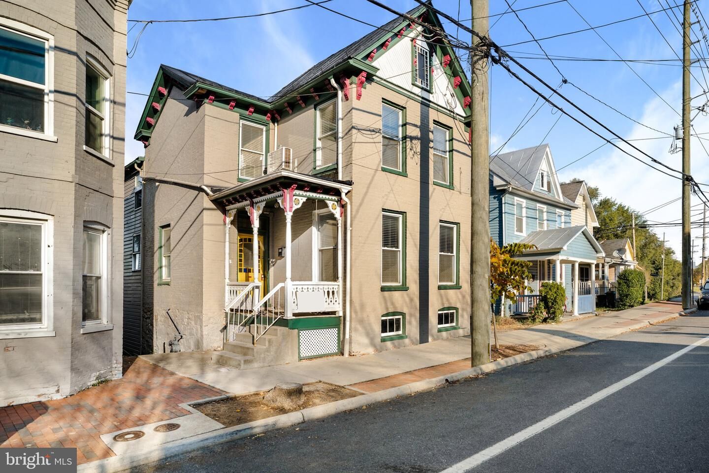 Property Photo: 317 N Kent Street VA 22601