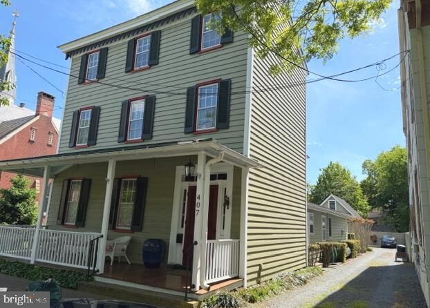 Property Photo:  407 High Street  MD 21620 