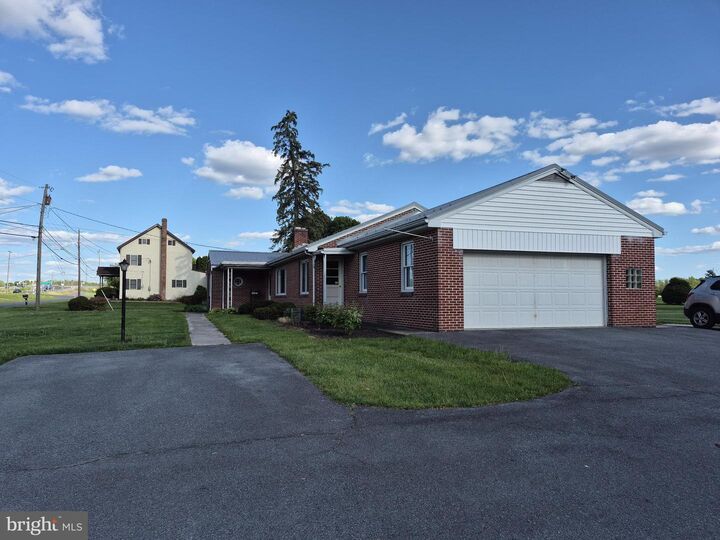 Property Photo:  332 Colorado Street  PA 17202 