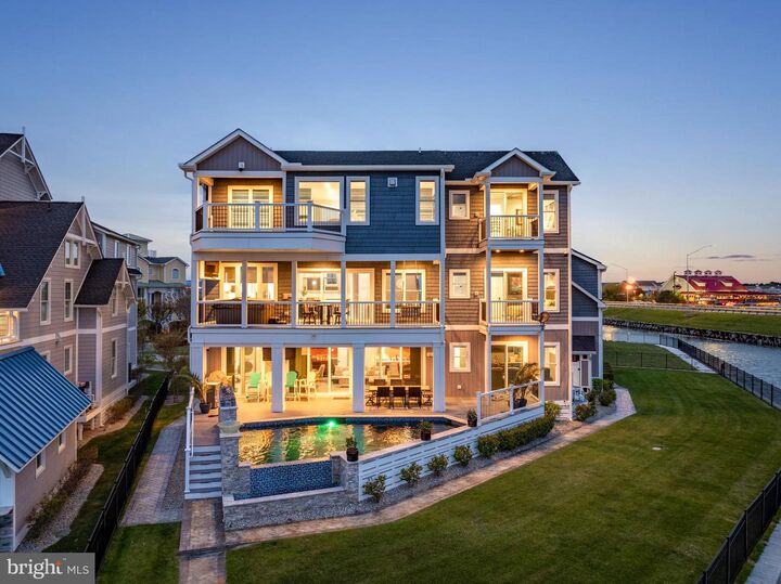 Property Photo:  12975 Inlet Isle Lane  MD 21842 