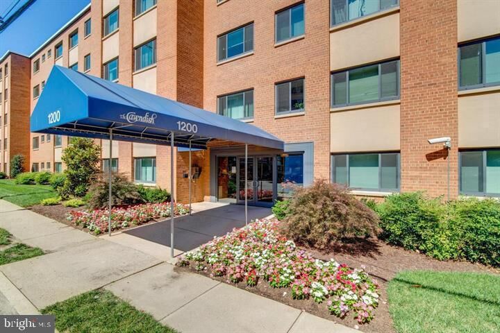 Property Photo: 1200 S Arlington Ridge Road 714 VA 22202
