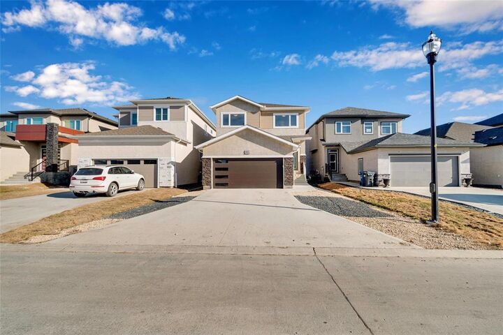 Property Photo:  50 Yaleton Street  MB R3Y 2H8 