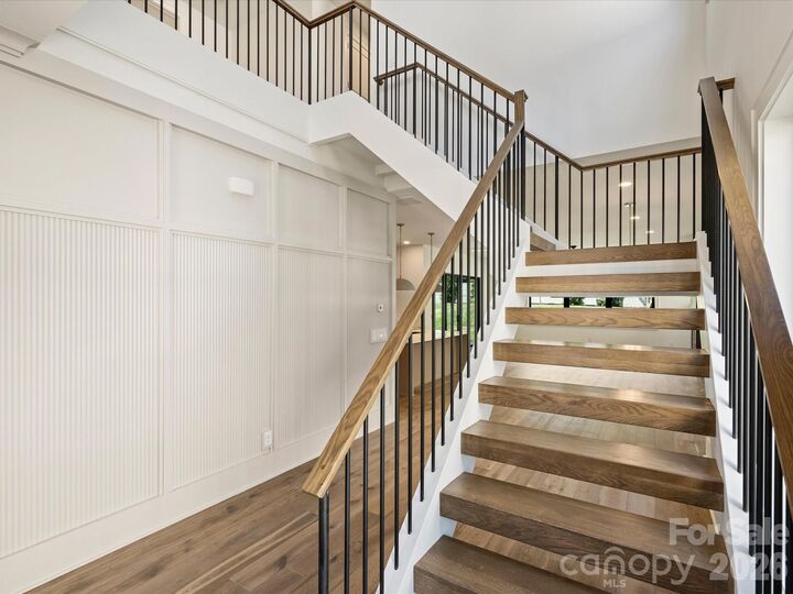 Property Photo:  927 Laurel Creek Lane  NC 28211 