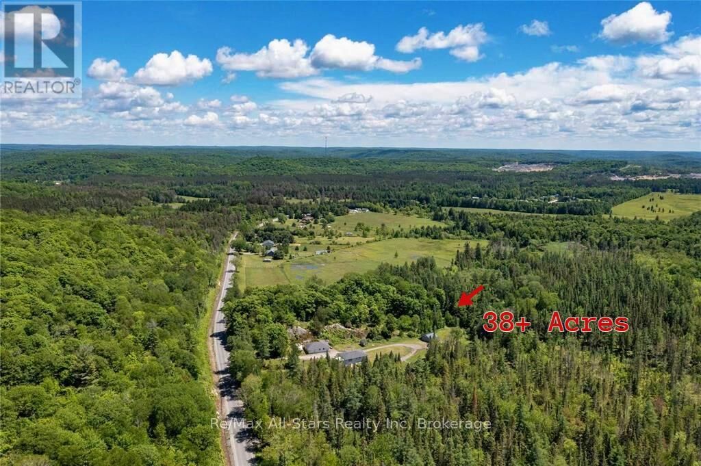 Property Photo: 410 Etwell Road ON P1H 2J2