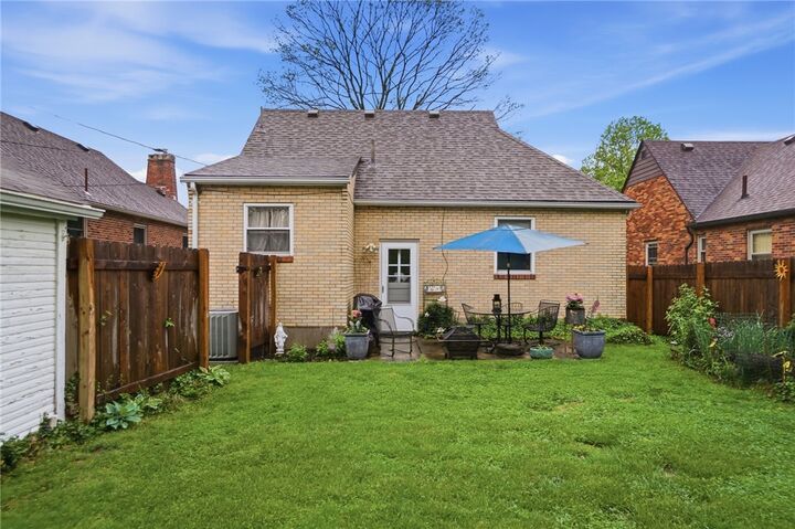 Property Photo:  225 Cushing Avenue  OH 45429 