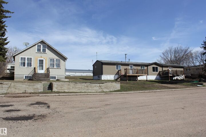 4610 51 Avenue — photo 1