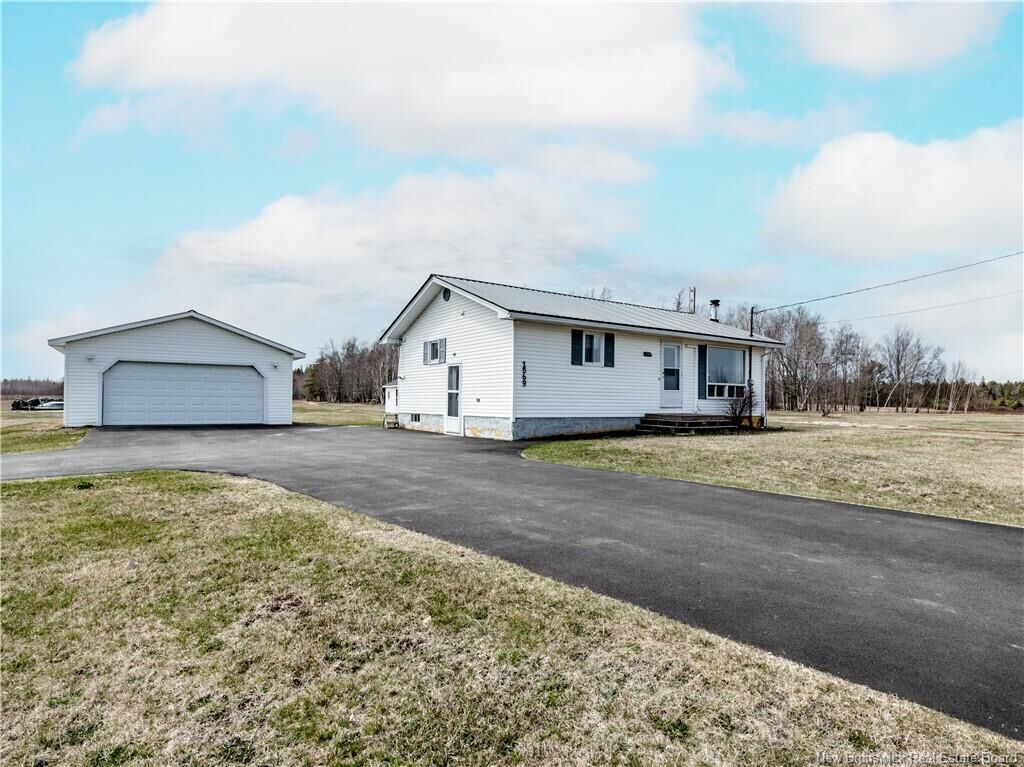 Property Photo: 1569 Route 505 NB E4W 1L9