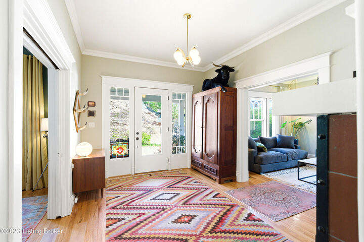 Property Photo:  2030 Midland Ave  KY 40204 