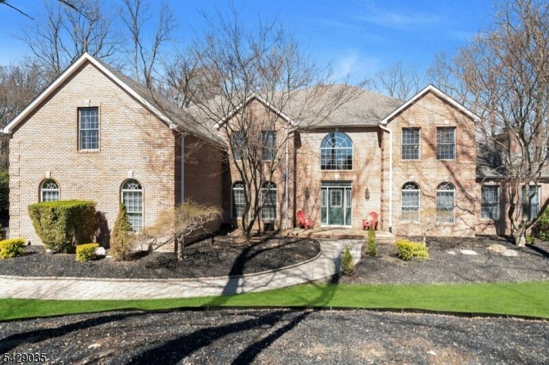 Property Photo:  13 Greenfield Hl  NJ 07871 
