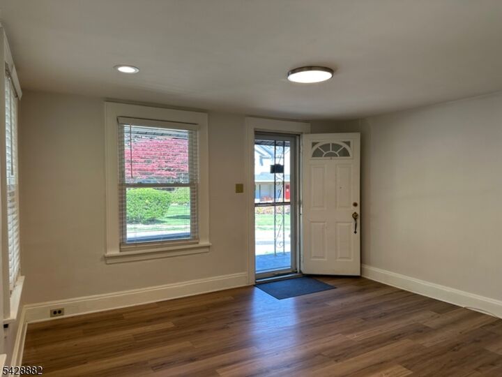 Property Photo:  515 Farview St B  NJ 07450 