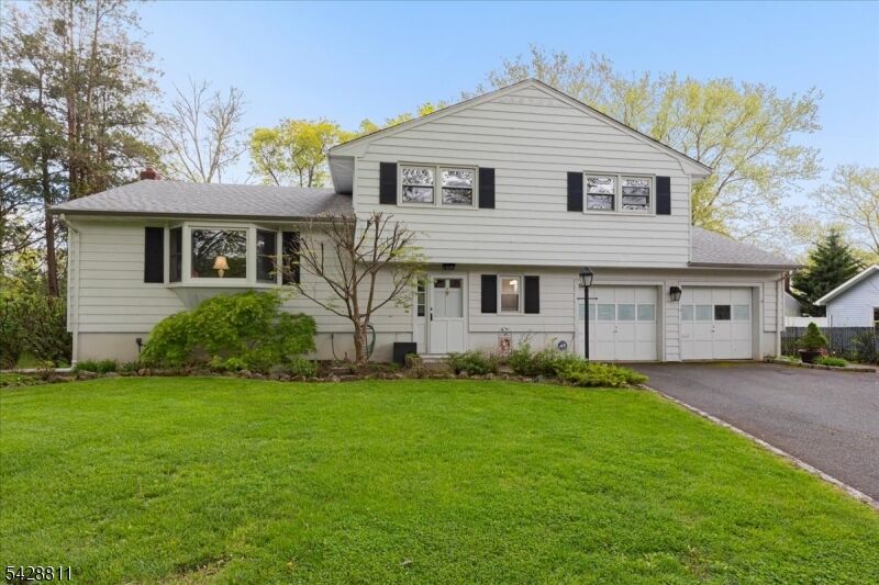 Property Photo:  1075 Charles St  NJ 07092 