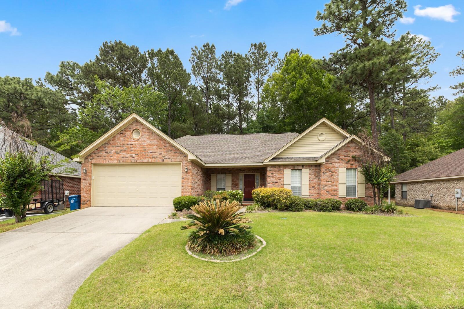 Property Photo: 12 Classic Woods Dr. MS 39402