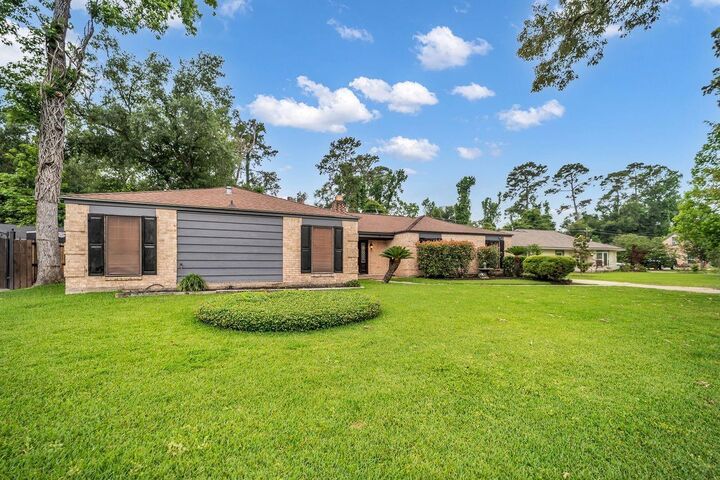 Property Photo:  18815 Whitewood Drive  TX 77373 