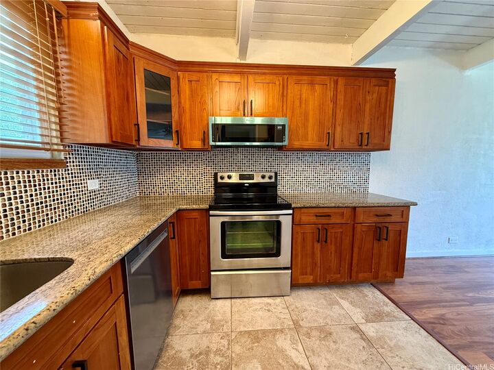 Property Photo: 4954 Kilauea Avenue 51 HI 96816