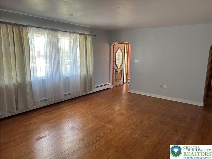 Property Photo:  3318 N 3rd Street  PA 18052 
