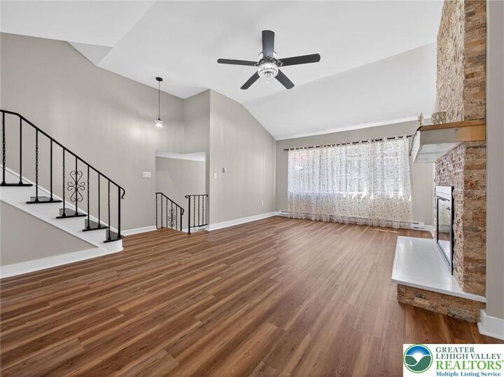 Property Photo:  2 E Center Street  PA 18240 