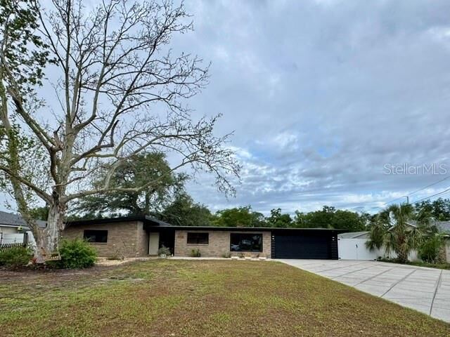 Property Photo:  9718 N Oregon Avenue  FL 33612 