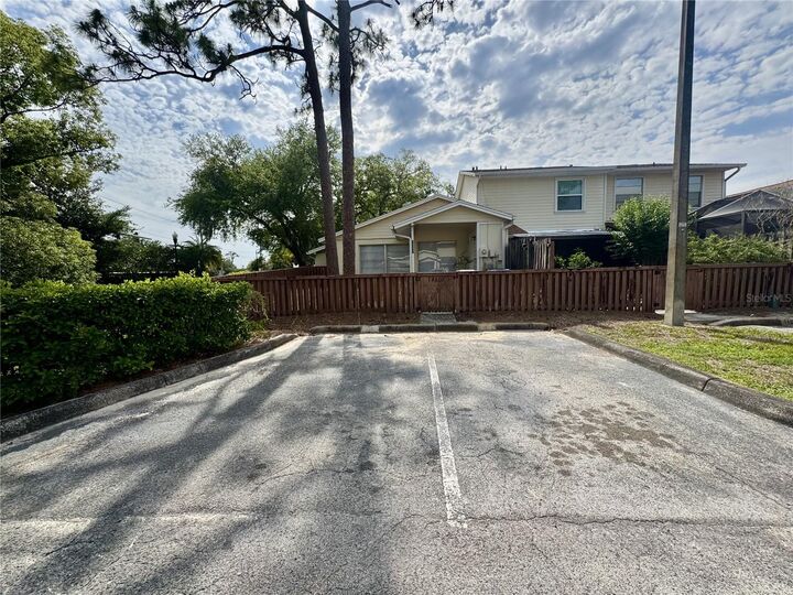 Property Photo: 14607 Pine Glen Circle FL 33559