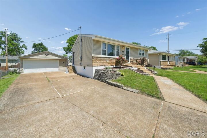 Property Photo:  7827 Clymer Drive  MO 63123 