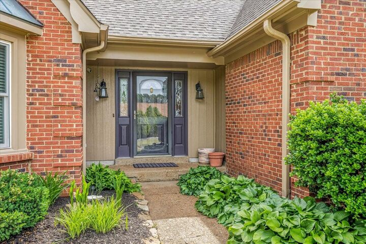 Property Photo:  888 Waif Woods Ln  TN 38018 