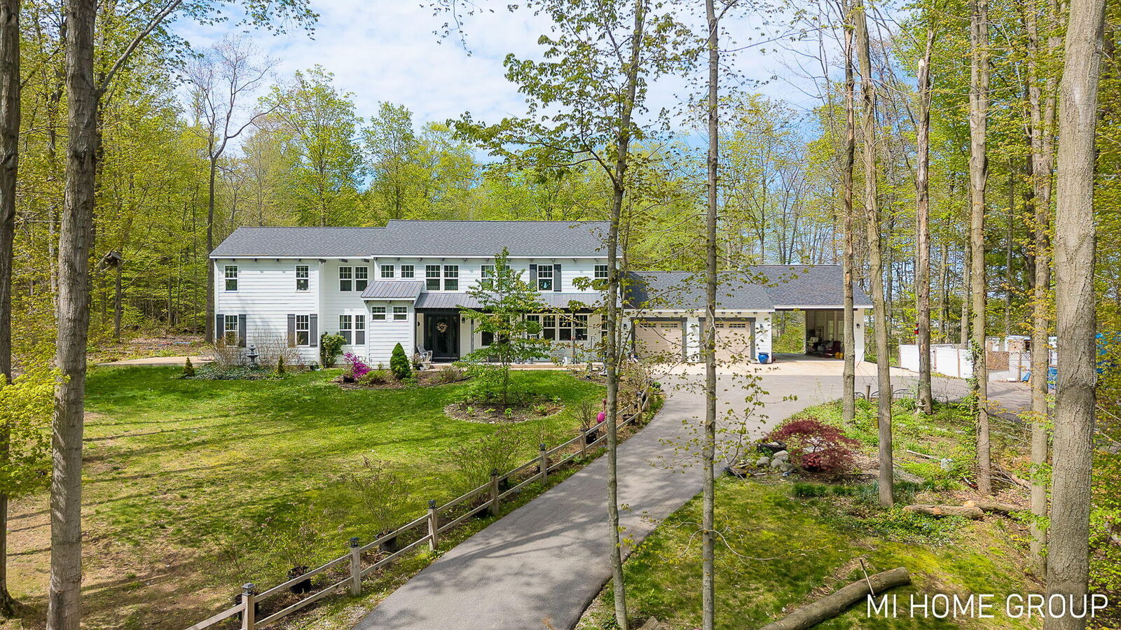 Property Photo:  6467 118th Avenue  MI 49408 