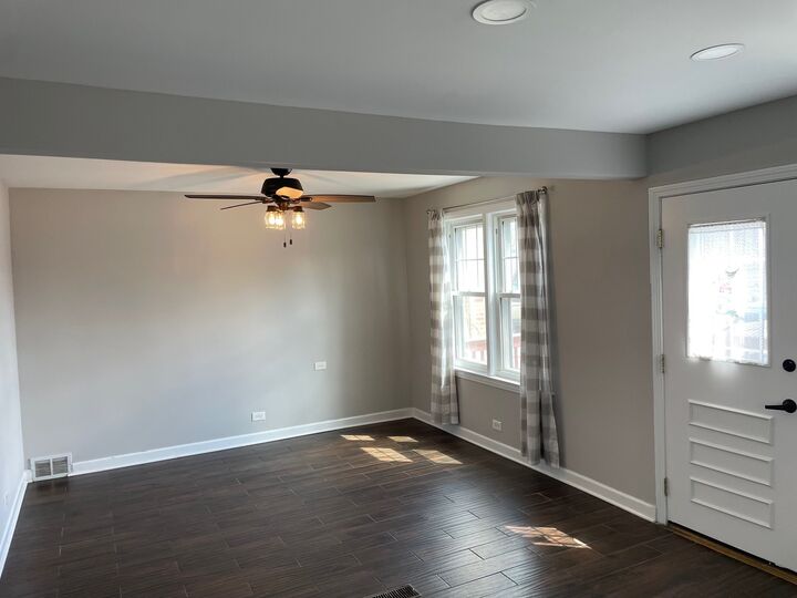 Property Photo:  5711 S Menard Avenue  IL 60638 