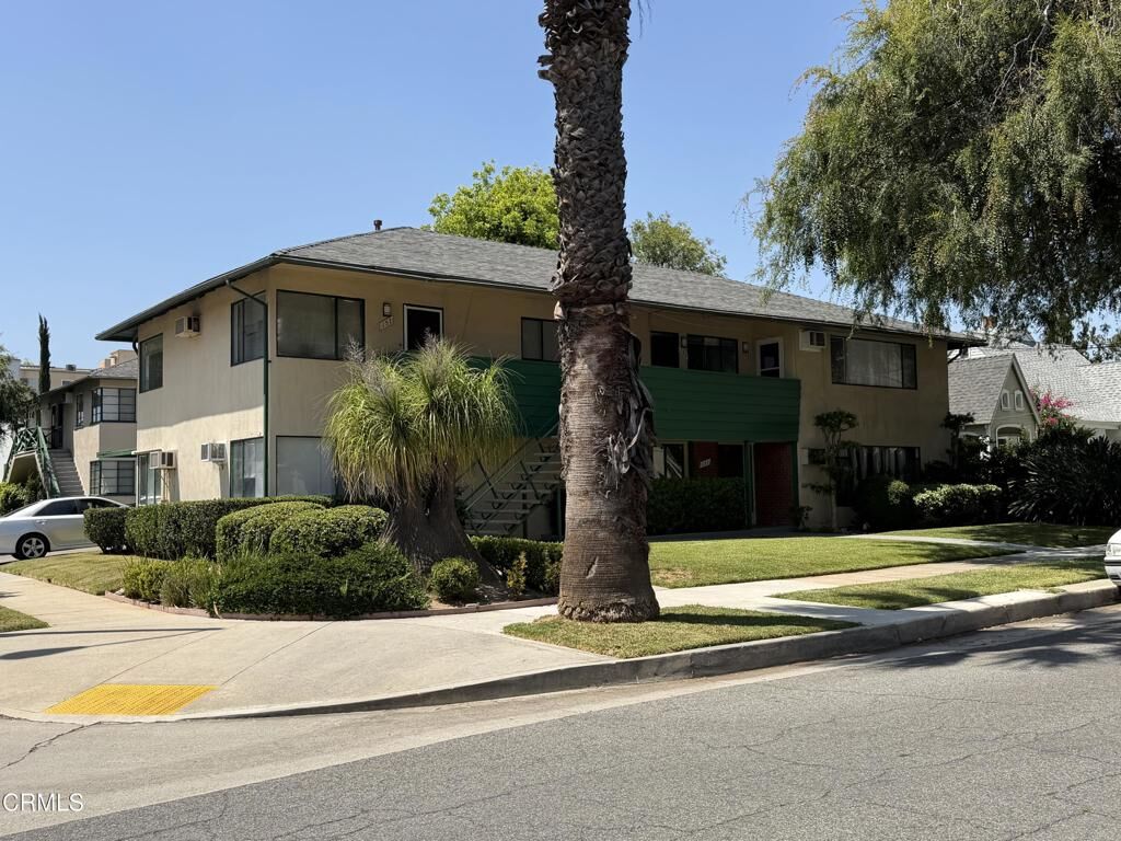 Property Photo:  151 S Michigan Avenue  CA 91106 