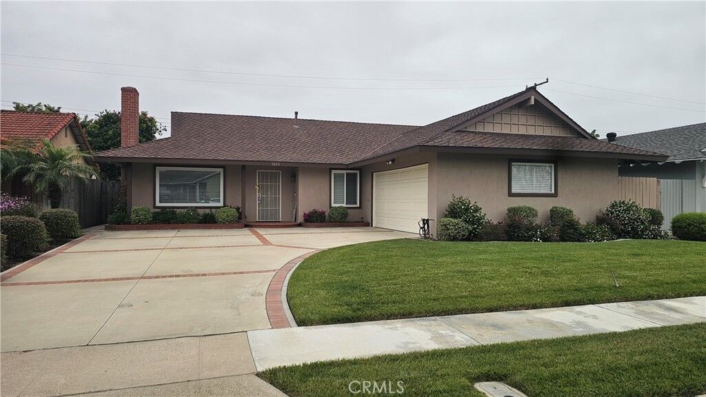 Property Photo:  15311 Rushmoor  CA 92647 