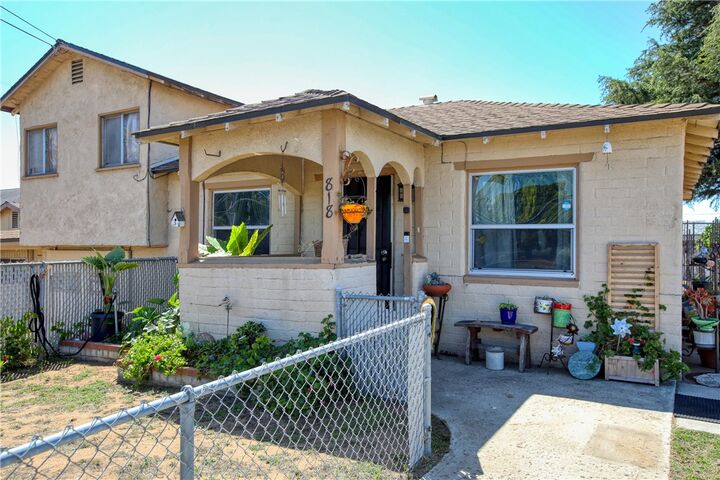 Property Photo:  818 Atlantic City Avenue  CA 93433 