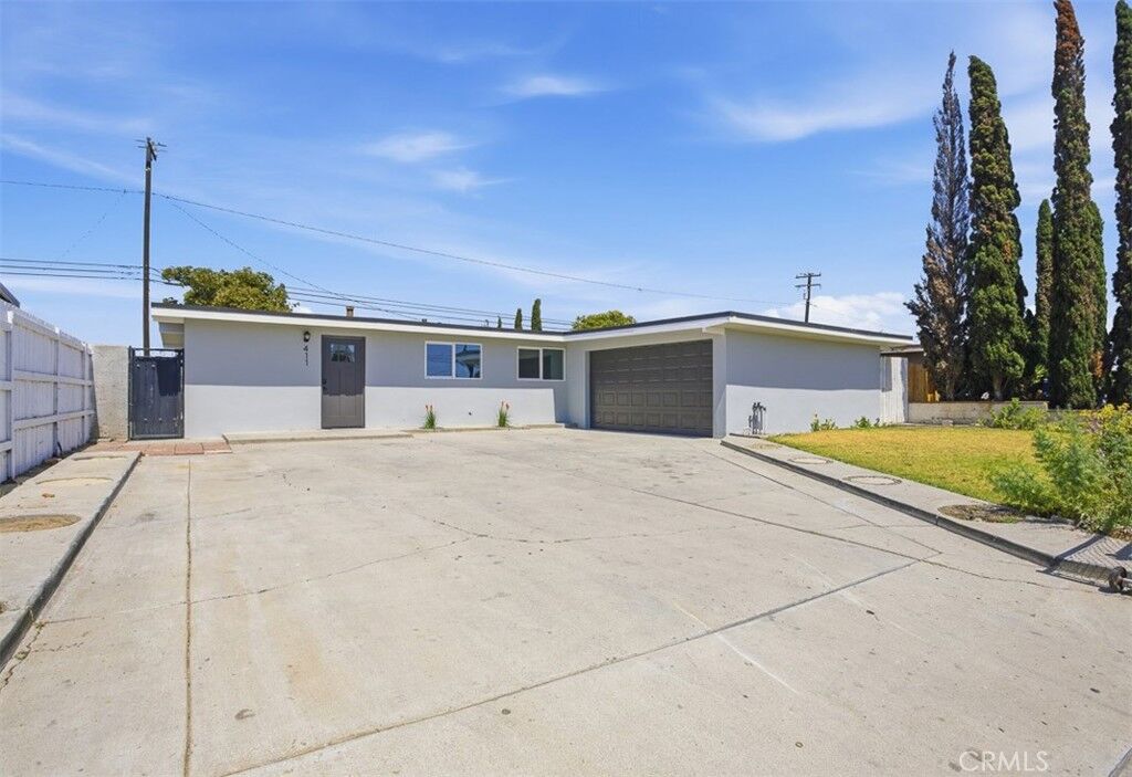 Property Photo:  411 Lemar Avenue  CA 93036 