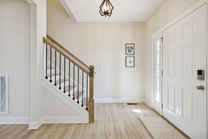Property Photo:  335 Van Conder Pl  TN 37075 