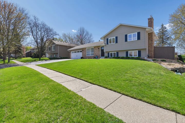 Property Photo:  4770 142 Nd Street W  MN 55124 