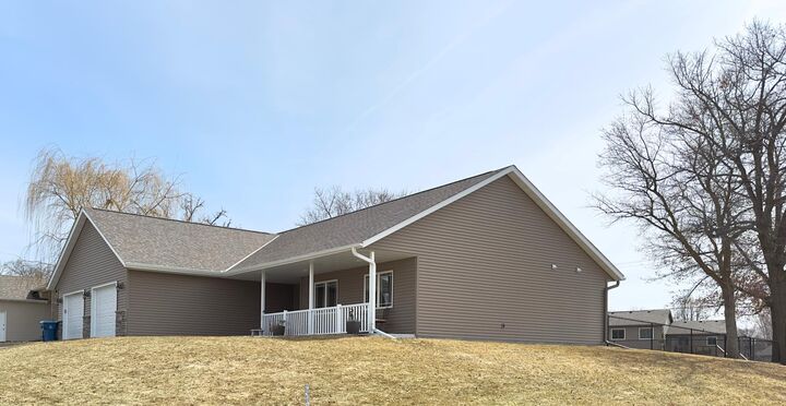 Property Photo:  800 Wollak Way  MN 56379 