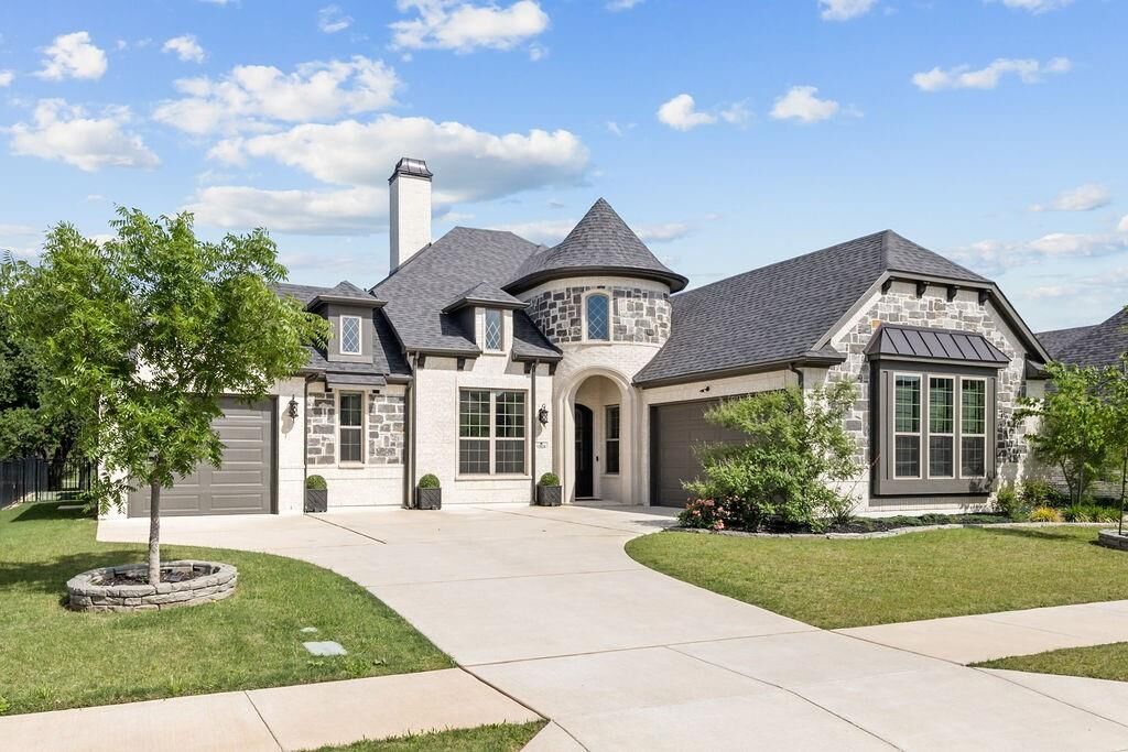 Property Photo:  13924 E Riviera Drive  TX 76028 