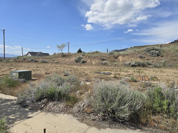 Property Photo:  6029 Dove Hollow Drive  OR 97603 