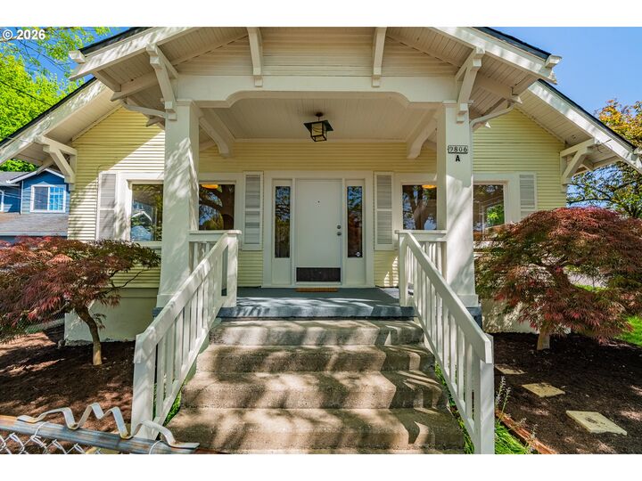 Property Photo:  9806/9820 N Midway Ave  OR 97203 