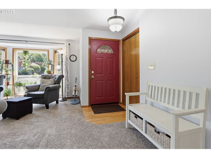 Property Photo:  10727 SE Rex St  OR 97266 