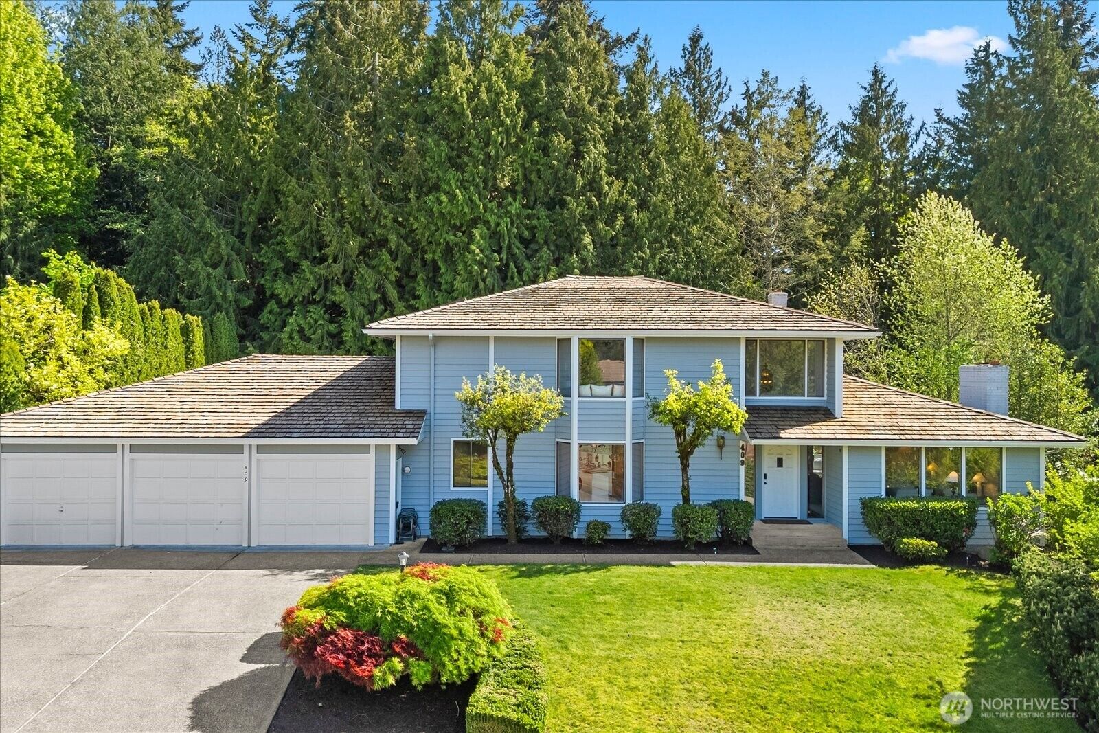 Property Photo:  409 NW 162nd Street  WA 98177 