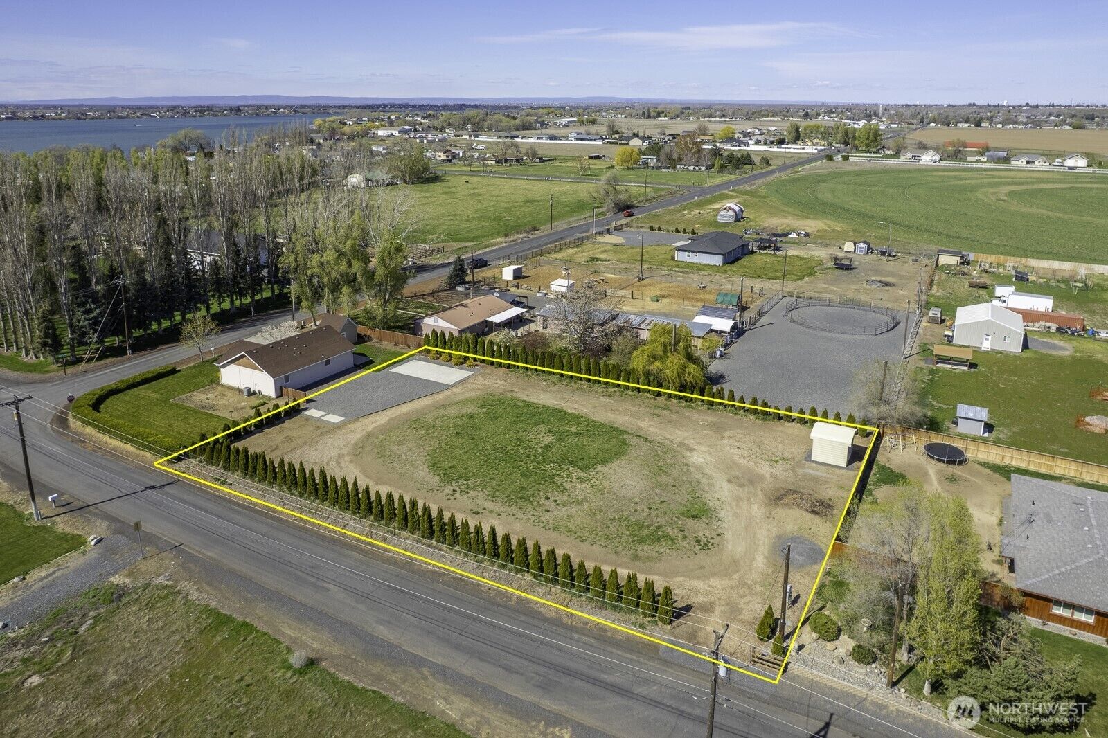 Property Photo:  8052  Teal Road NE  WA 98837 