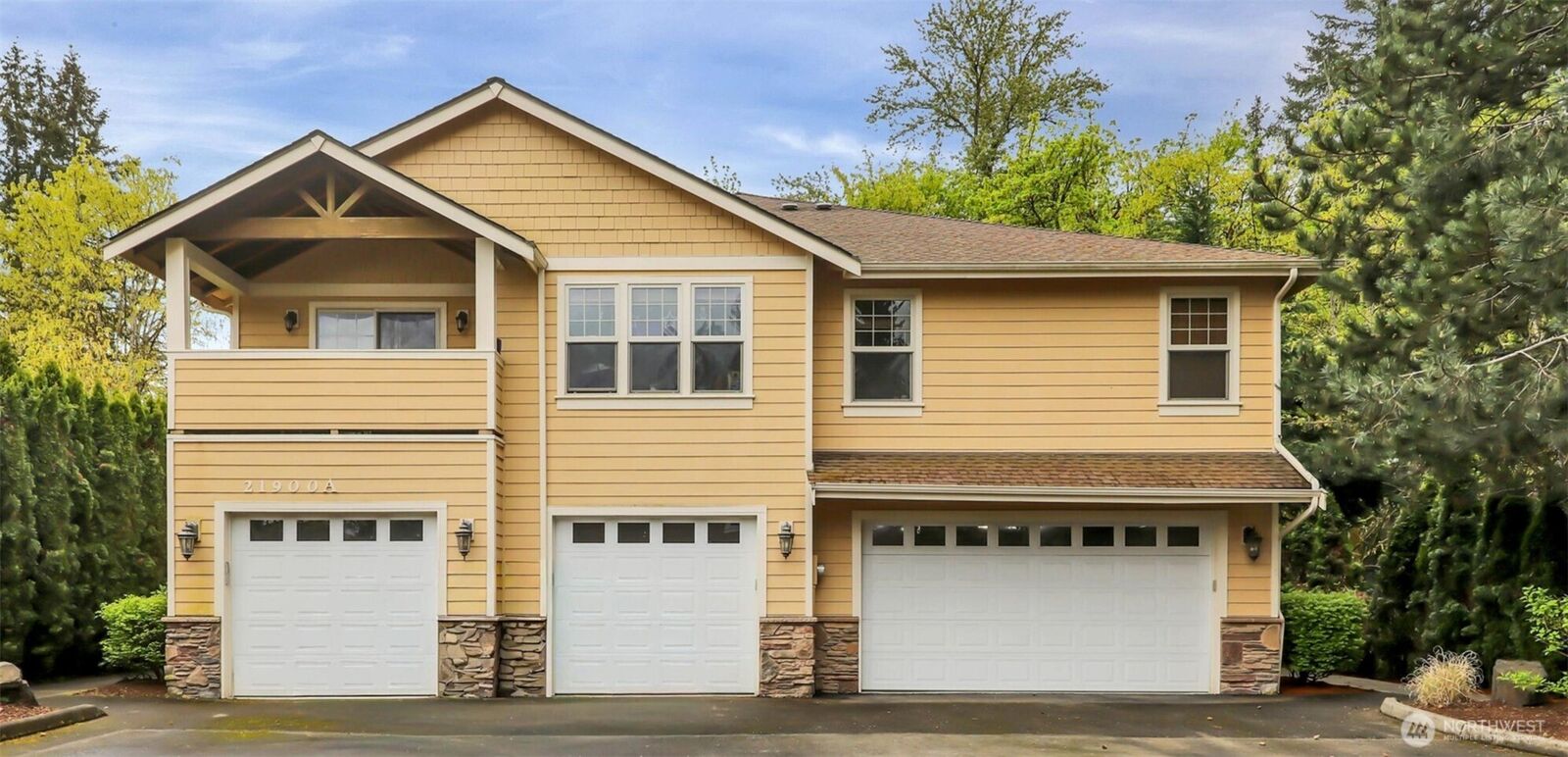Property Photo:  21900 SE 242nd Street A3  WA 98038 