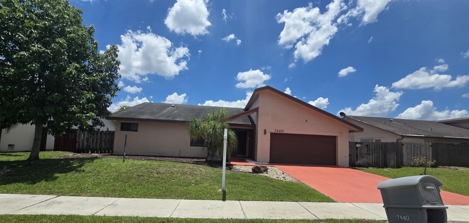 Property Photo: 7440 NW 42nd Court FL 33319