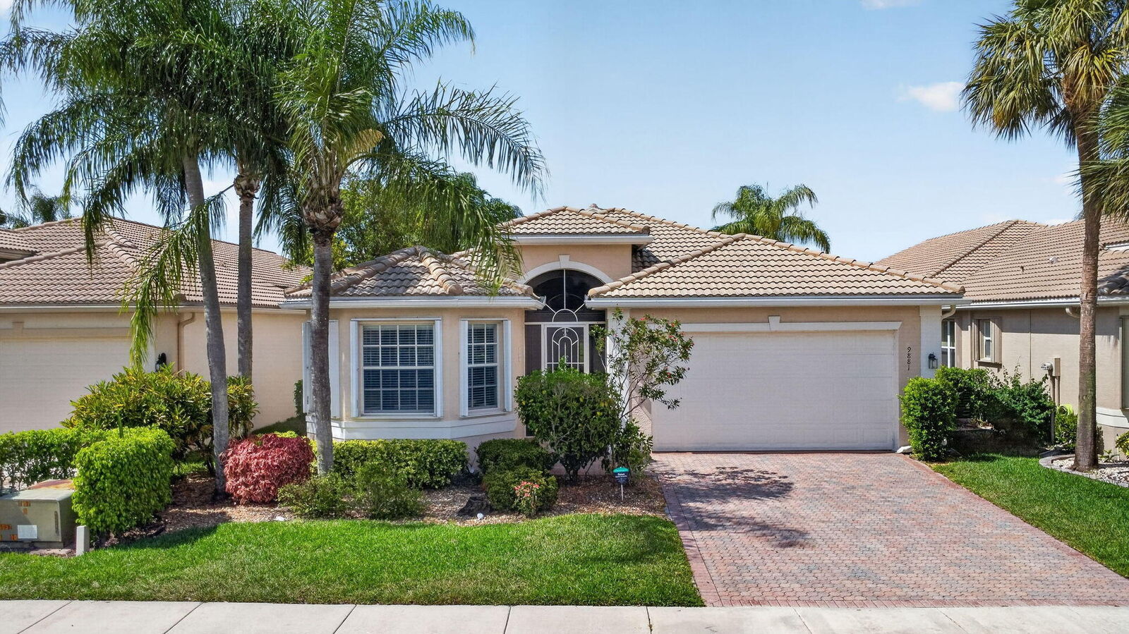 Property Photo:  9881 Casa Mar Drive  FL 33467 