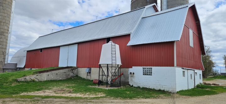 Property Photo:  E12088 County Road K  WI 54722 