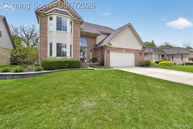 Property Photo:  27073 Hawthorne Boulevard  MI 48134 
