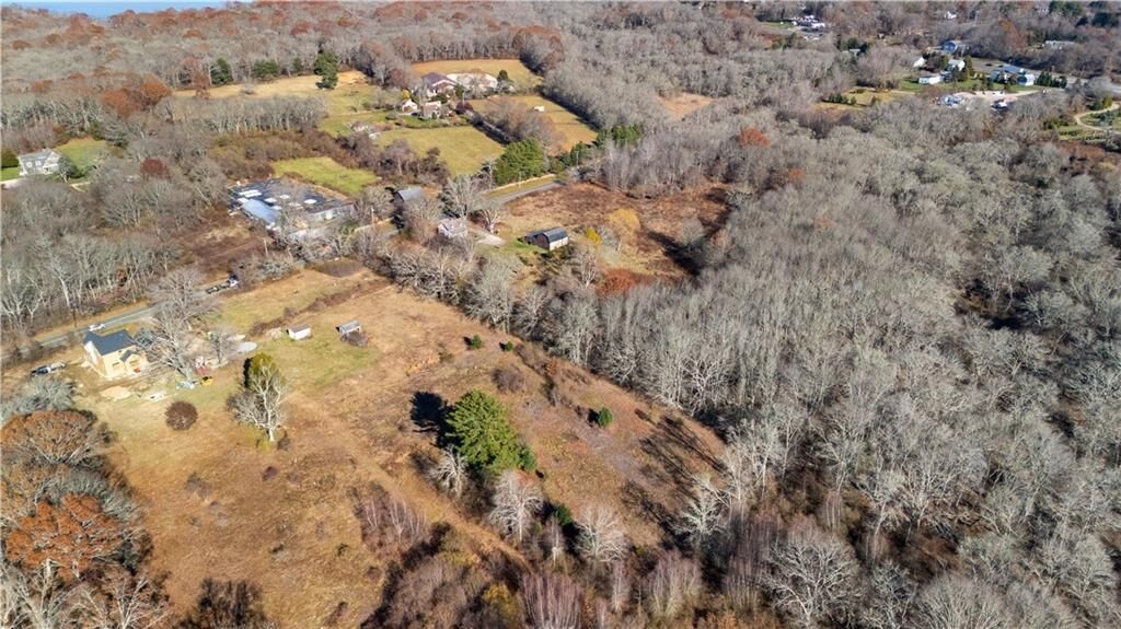 Property Photo: 176 Saugatucket Road RI 02879