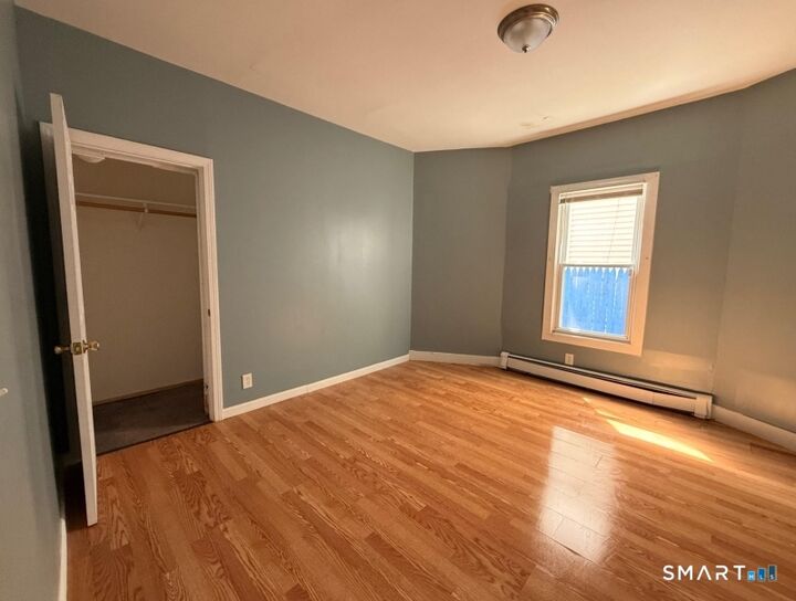 Property Photo:  715 Noble Avenue  CT 06608 