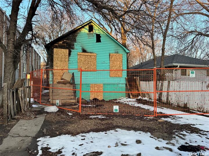 Photo de la propriété:  120 T Avenue S  SK S7M 3A8 